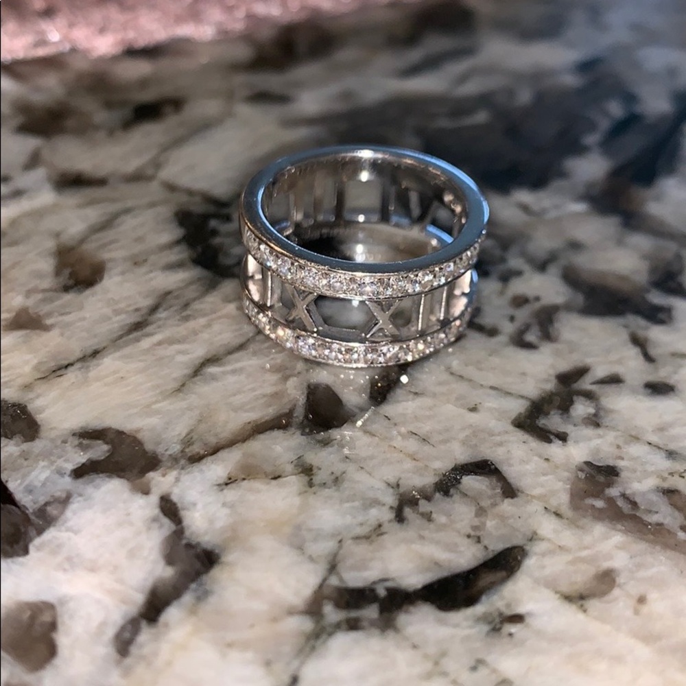 Tiffany & co  18k white gold ring 5.5 - Picture 6 of 8